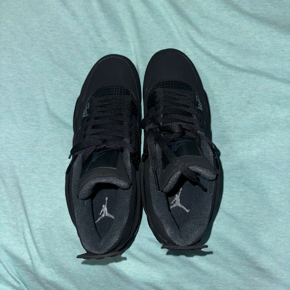 Jordan 4 Blackcat